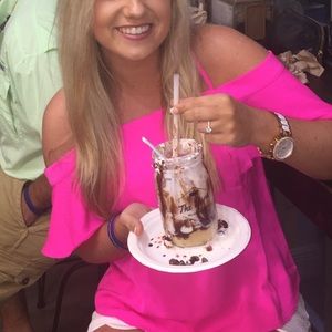 These Three Boutique shoulder Strap Fuchsia Top